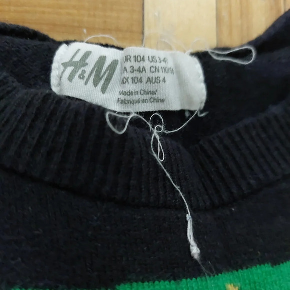 Toddler h&m sweaters size  3-4T - Picture 2 of 5